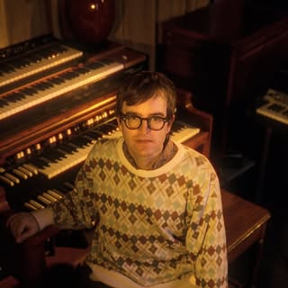 Dent May — artist photo