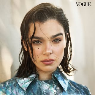 Hailee Steinfeld — artist photo