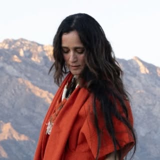 Julieta Venegas — artist photo