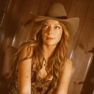 Kaitlin Butts — artist photo