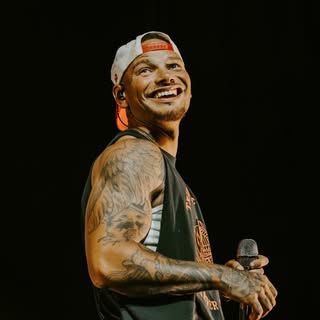 Kane Brown — artist photo