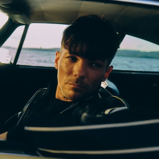 Louis Tomlinson — artist photo