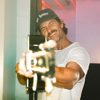 Pat Barrett — artist photo