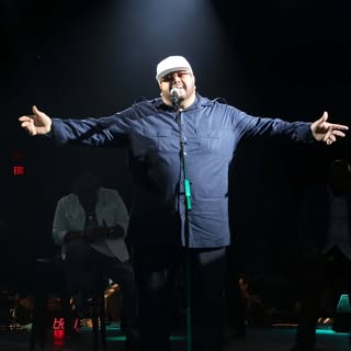 Fred Hammond — artist photo