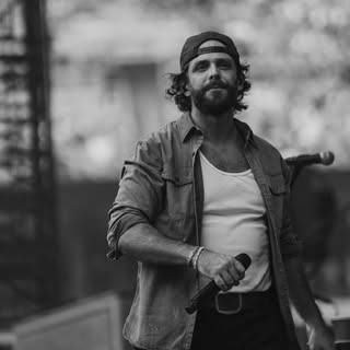 Thomas Rhett — artist photo